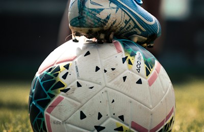 上海海港1-0山东泰山 武磊进球 中超 积分榜